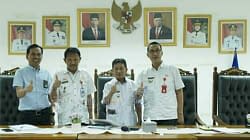 Pemkab Pesisir Barat Audiensi dengan UPKP PLN Provinsi Lampung