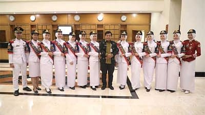 Sekjen Kemendagri, Suhajar Diantoro saat Silaturahmi Nasional Institut Ilmu Pemerintahan (IIP) Angkatan XXV di Hotel Oasis Amir Jakarta