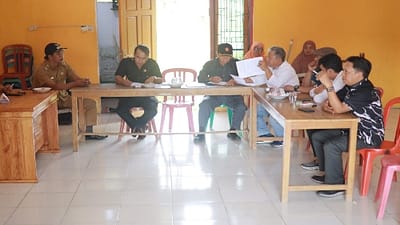 Kades Asiun sedang Dengar Pendapat Dengan Komisi I DPRD Bengkulu Selatan