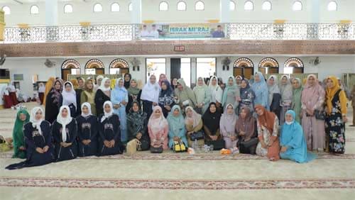 Pemkab Asahan Peringati Isra Mikraj di Masjid Agung Haji Achmad Bakrie Kisaran